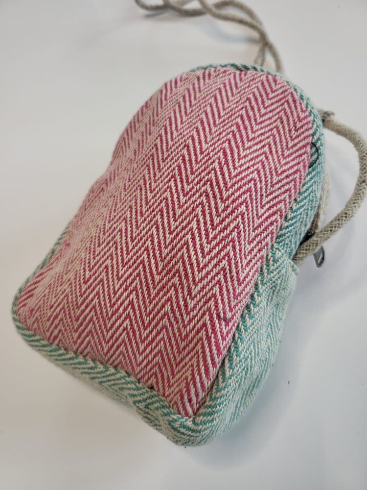 Konopná taška malá cross body - červená - náhled 3
